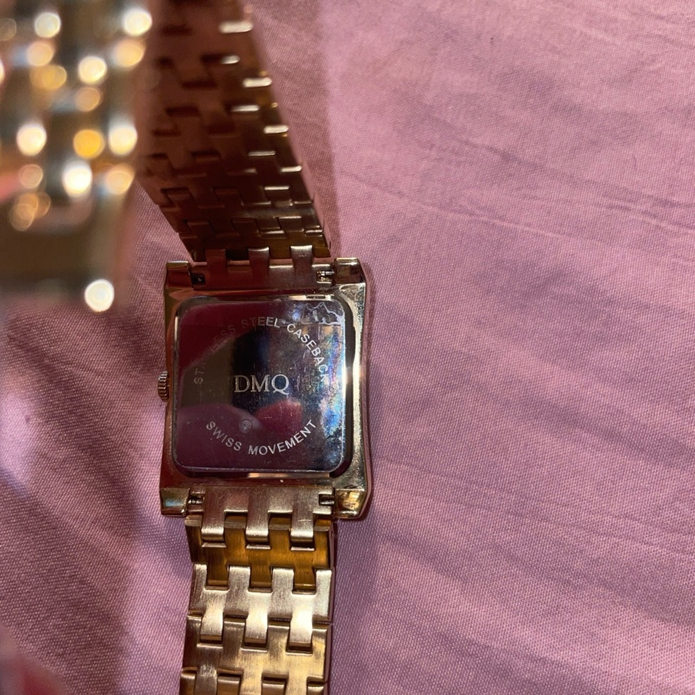 dmq ladies watch Pearl dial diamond bezel and diamonds on dial Vintage Untested - Picture 4 of 6